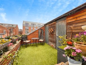 Photo 12- click for photo gallery